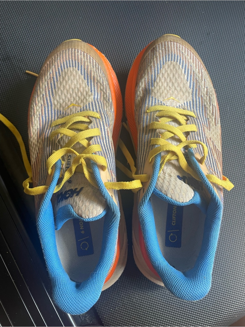Kids Hoka clifton size 3.5 orange and blue